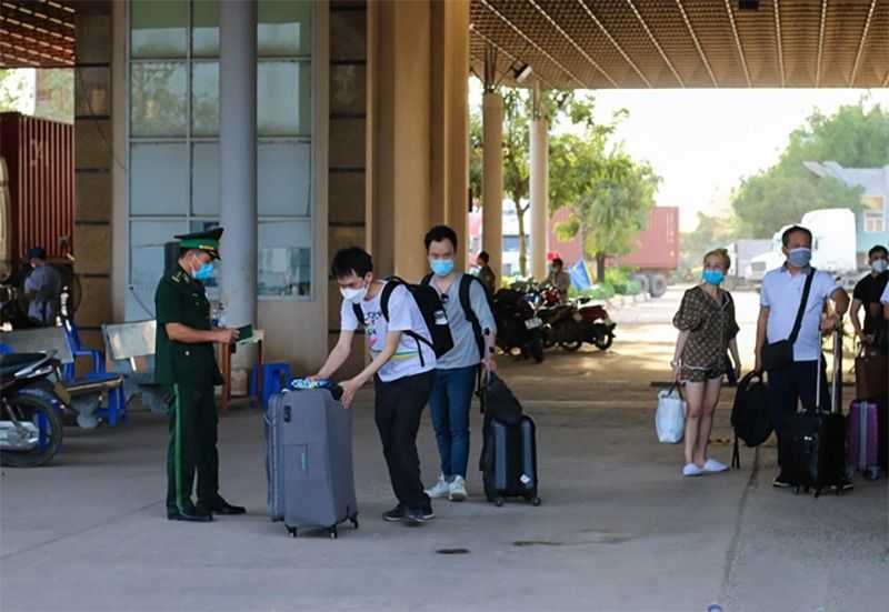 Casino Mộc Bài - Sòng Bạc Độc Đáo Trên Biên Giới Việt - Campuchia 5 Thủ tục xuất nhập cảnh Mộc Bài